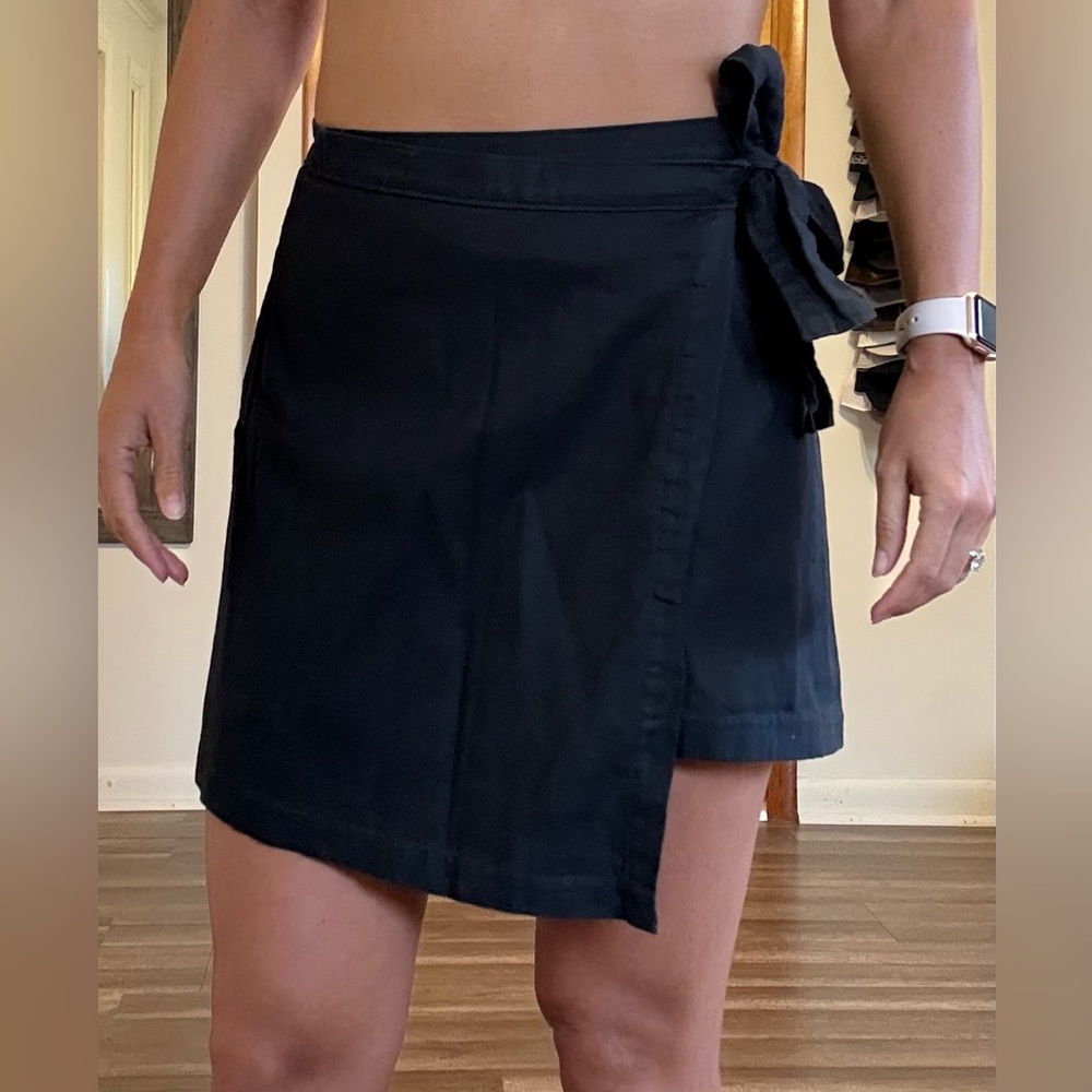 A&F Black Linen Wrap Skirt